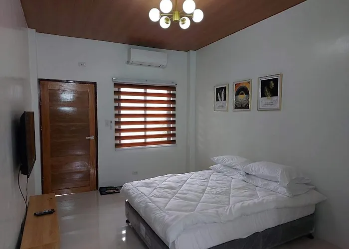 Flb Apartelle Los Banos